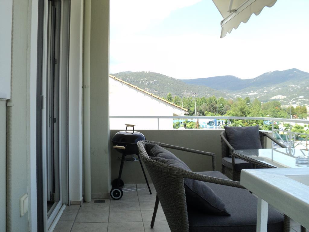 Serenada Apartment Nea Iraklitsa Exterior photo